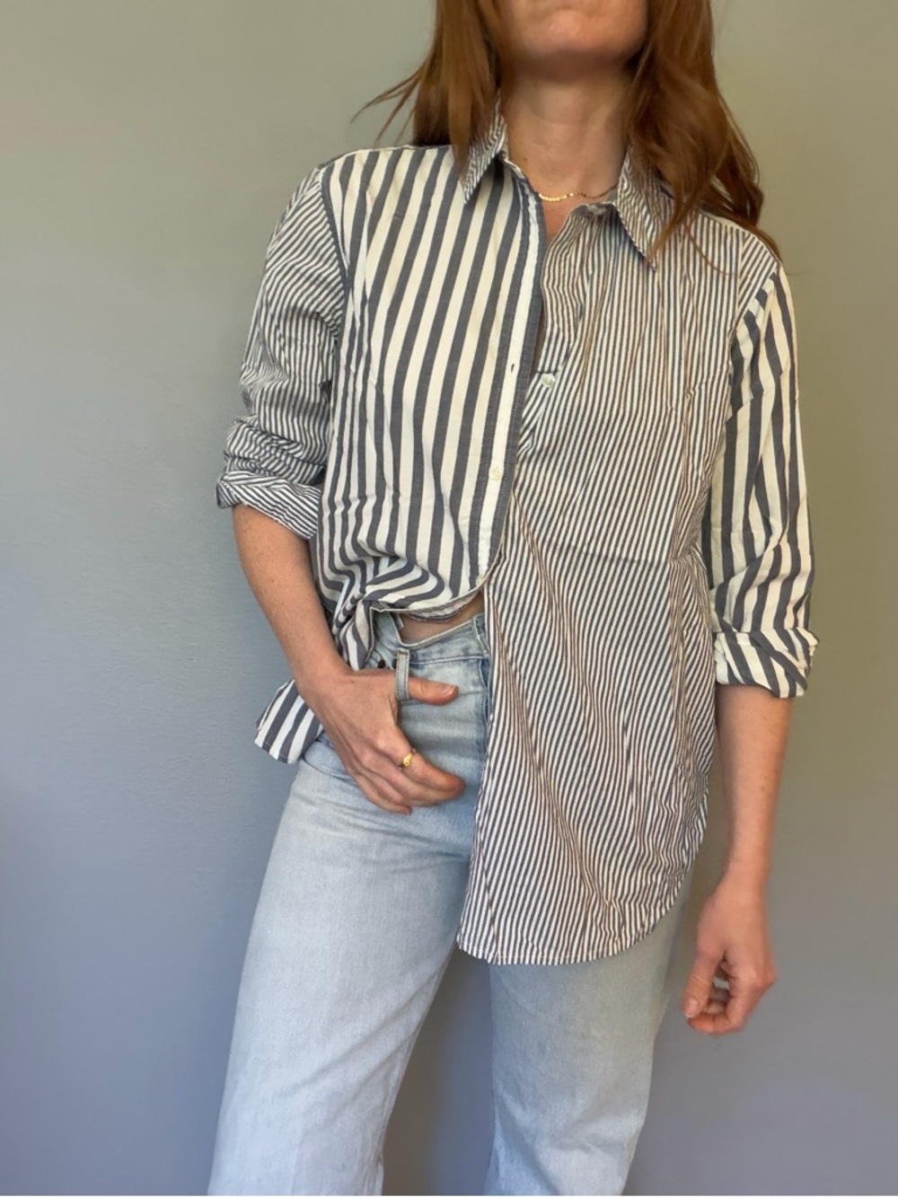 Banana Republic Blue & White Mixed-Stripe Button-Down Shirt